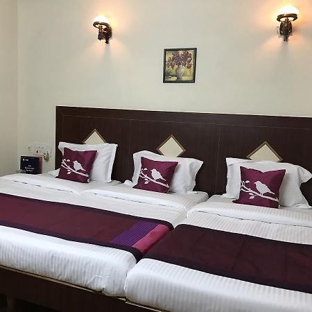Akg Lodge Канчипурам Екстериор снимка